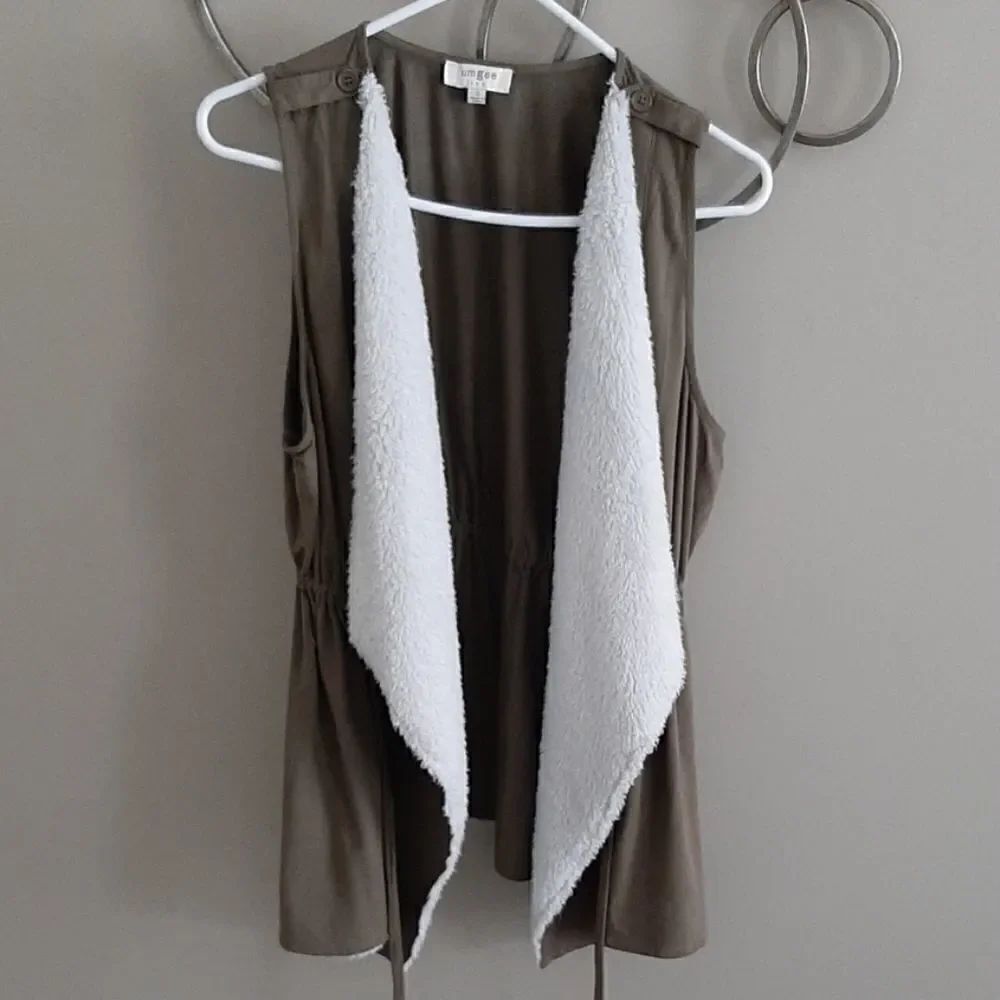 Umgee boutique brand faux fur vest